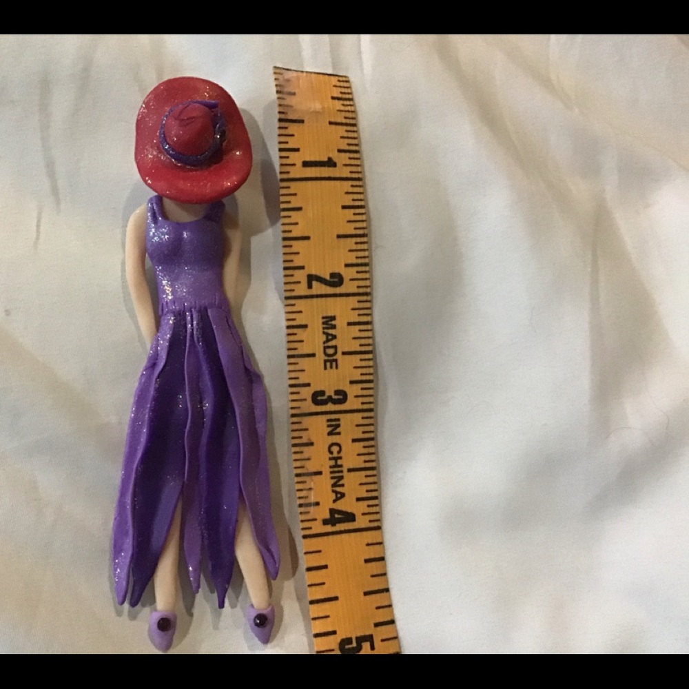 New very large light pin brooch red purple hat